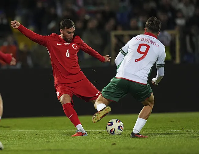 a-milli-takim-bulgaristan-deplasmaninda-ilk-yarida-2-gol-sesi-cikti-1760211512082.jpg