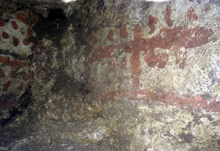 Höyükte 5 bin yıllık duvar resimleri bulundu