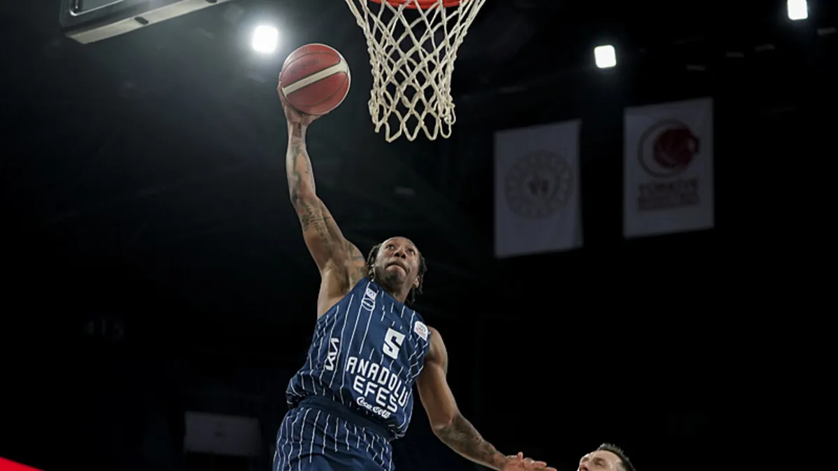 Anadolu Efes, yarın Partizan’ı ağırlayacak! Anadolu Efes, yarın Partizan’ı ağırlayacak!