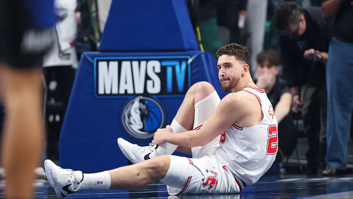 NBA'de Alperen Şengün'ün sakatlandığı maçta Rockets, Mavericks'e yenildi