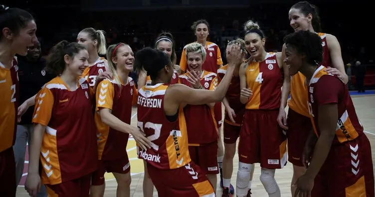 Galatasaray’da Yvonne Anderson şoku