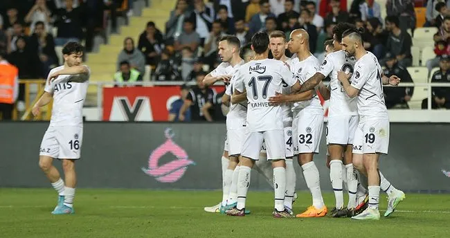 Son dakika: Fenerbahçe, sezonu 3 puanla kapattı! Yeni Malatyaspor'a 5 gol birden...