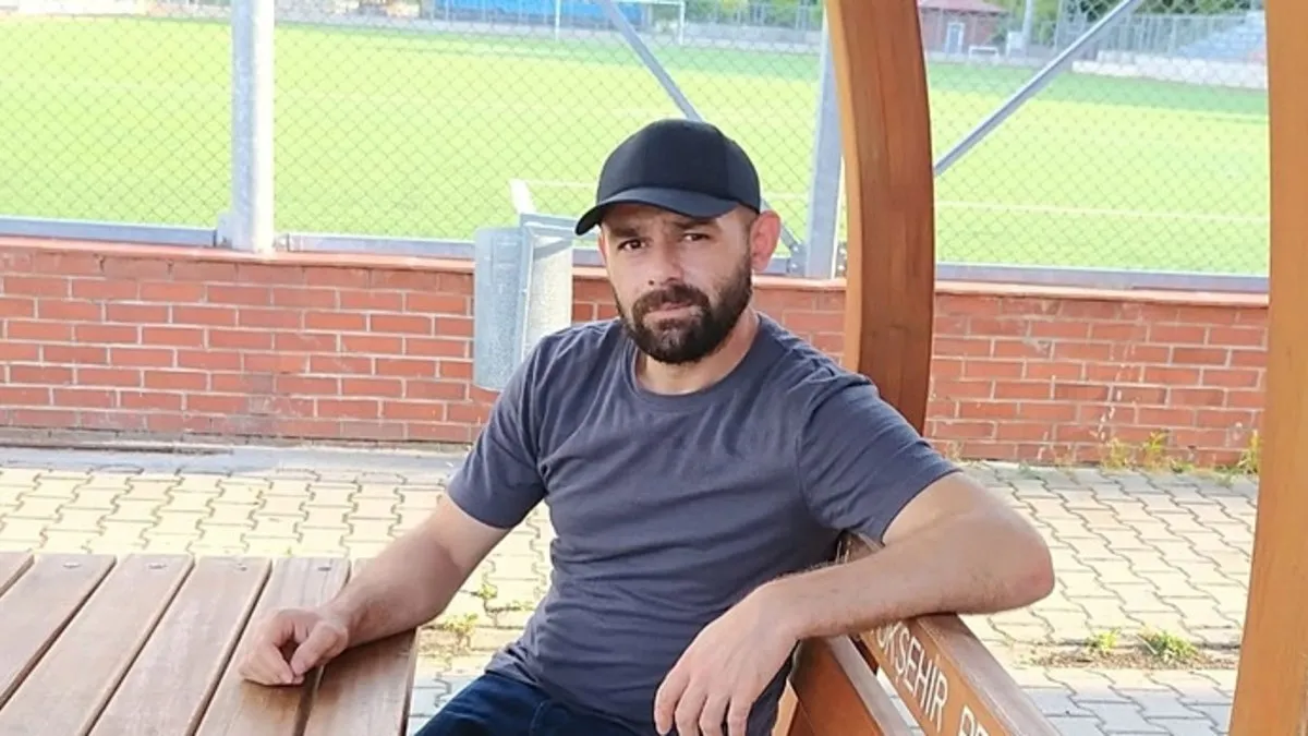 Sokak ortasında silahla saldırdı: Ağır yaralandı!