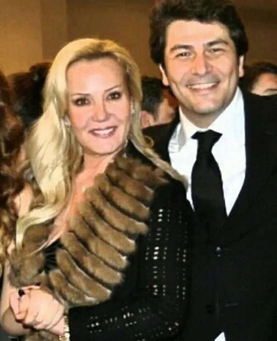 Son dakika: Vatan Şaşmaz'ın eşi Yasemin Adalı doğum yaptı! İşte oğlunun ismi