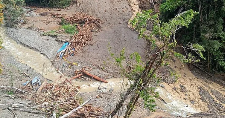 Endonezya’da maden bölgesinde heyelan: 19 kişi kayıp