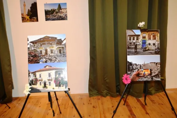 ayvalikta-kadim-sehir-antakya-fotograf-sergisi-deprem-gercegini-gozler-onune-serdi-1738930252235.jpg