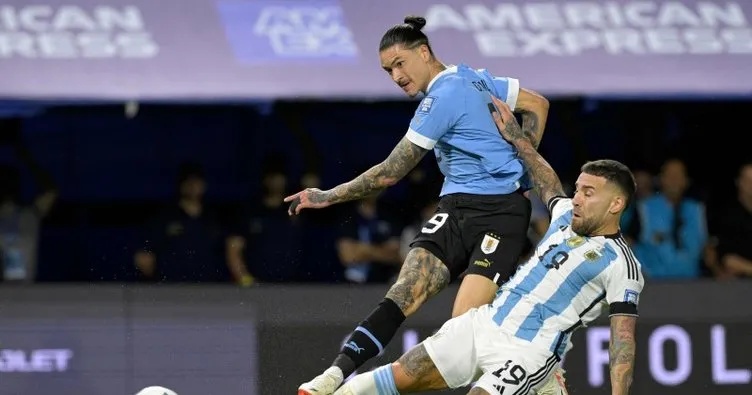 Messili Arjantin’e Uruguay darbesi