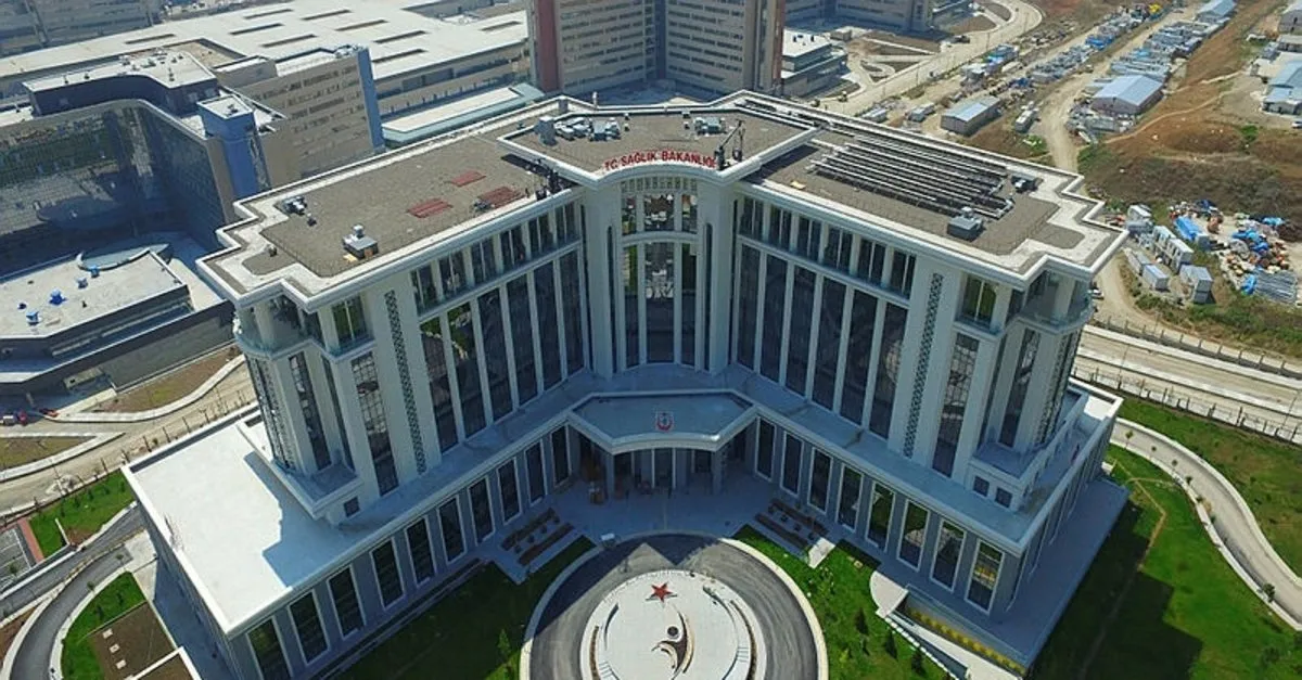 Saglik Bakani Koca Dan Personel Aciklamasi 12 Bin Saglik Personeli Alinacak Iskur A Nasil Bas