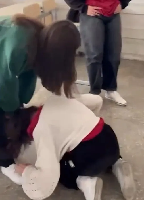 Lisedeki akran zorbalığı için flaş karar! 7 kişi tutuklandı