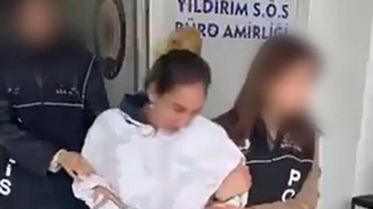 Hırsızlık suçundan 108 yılla aranıyordu: Bursa’da yakalandı! Hırsızlık suçundan 108 yılla aranıyordu: Bursa’da yakalandı!