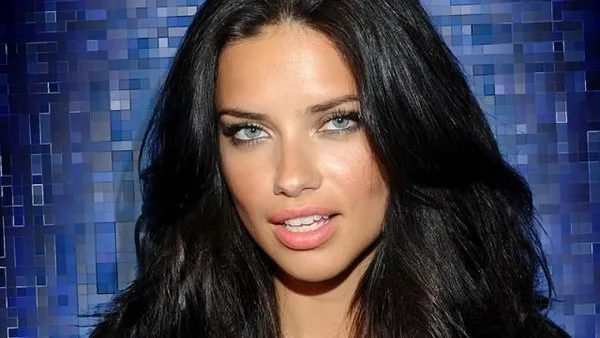 Adriana hayran bıraktı