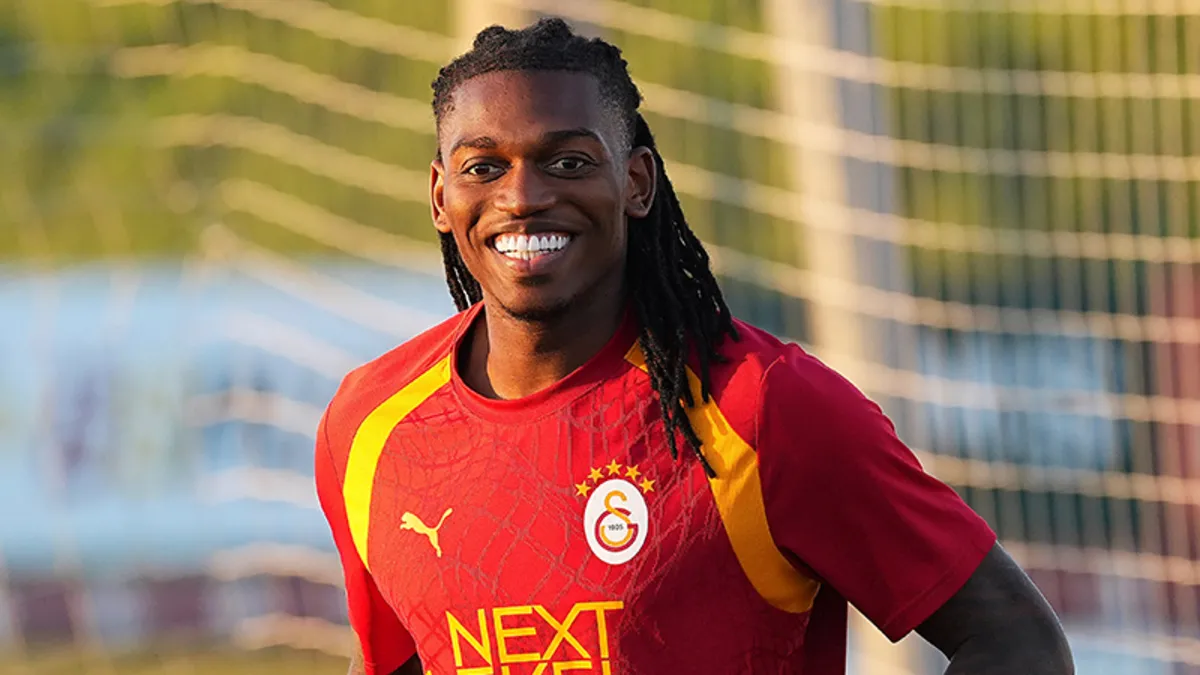 Rafael Leao ilk antrenmanına çıktı!