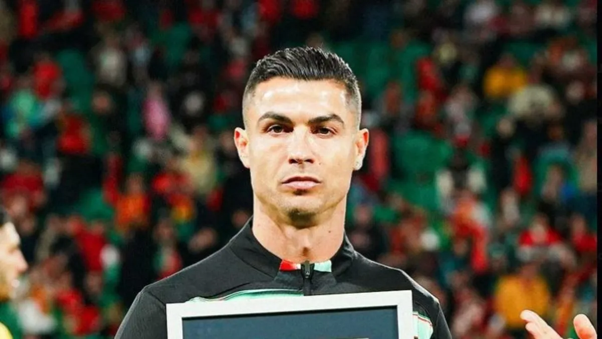 Ronaldo, Guinness Dünya Rekoru ödülüne layık görüldü Ronaldo, Guinness Dünya Rekoru ödülüne layık görüldü