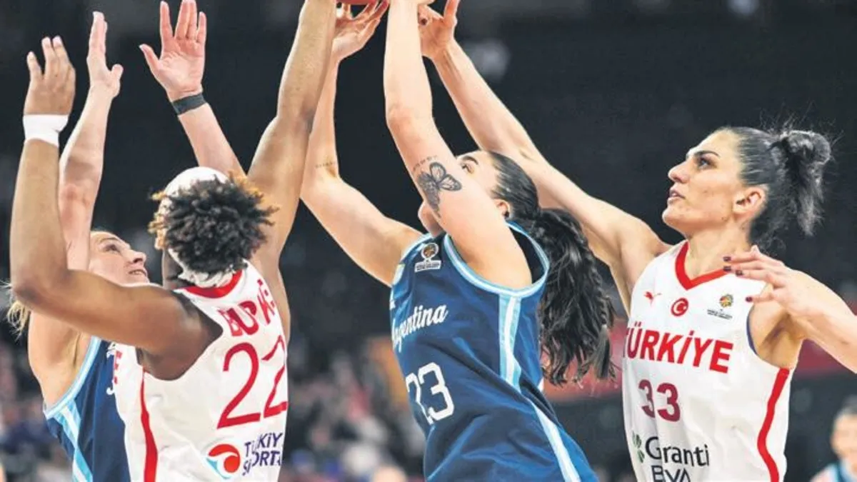 Millilerimiz potada kayıp