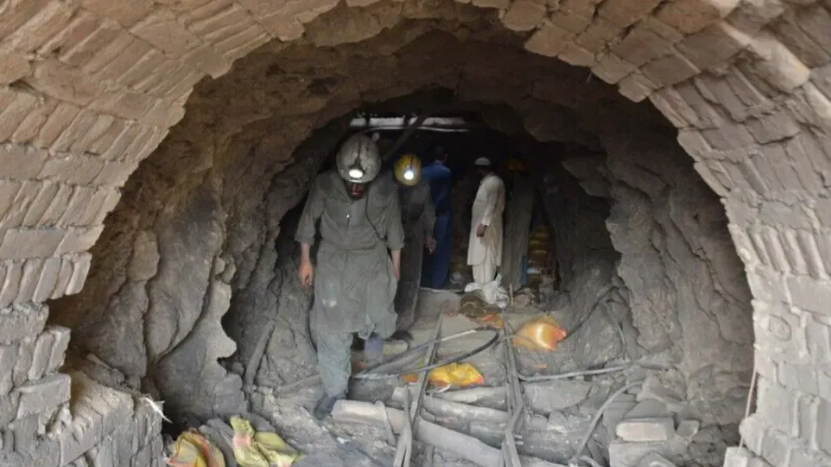 Pakistan'da kömür madeni çöktü! Ölü sayısı 34'e yükseldi
