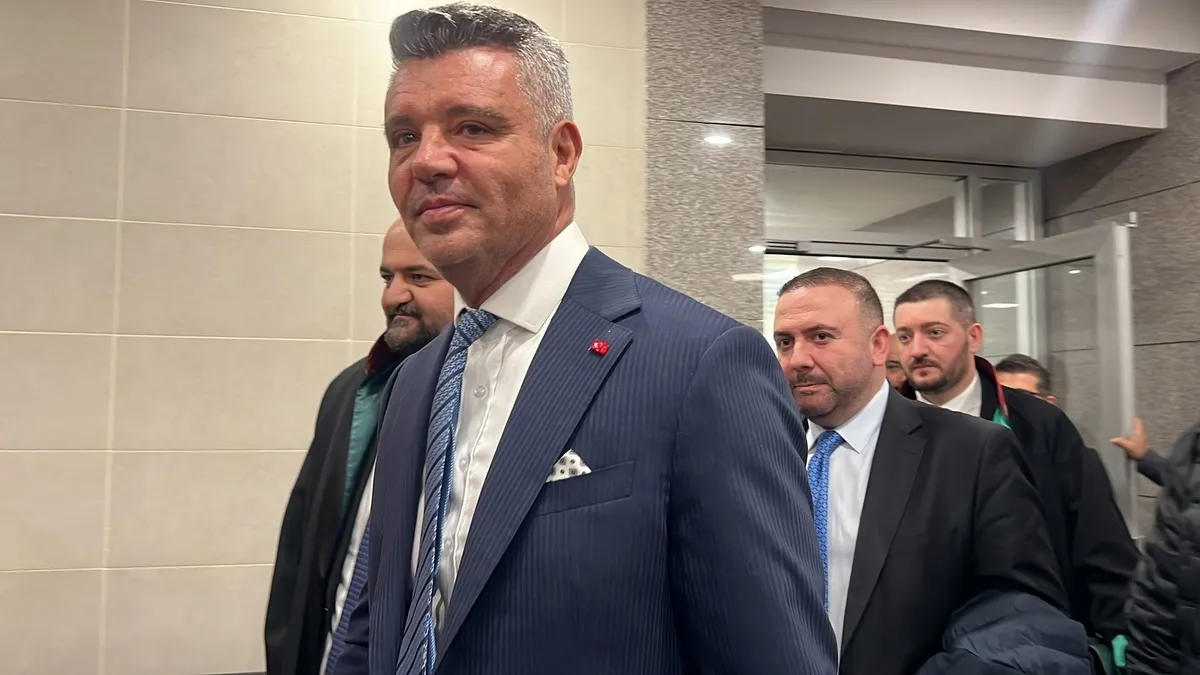 SON DAKİKA | Sadettin Saran’ın yasadışı bahisten hakim karşısında SON DAKİKA | Sadettin Saran’ın yasadışı bahisten hakim karşısında