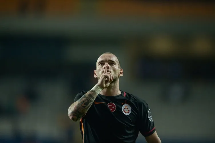 Medipol Başakşehir-Galatasaray maçından kareler