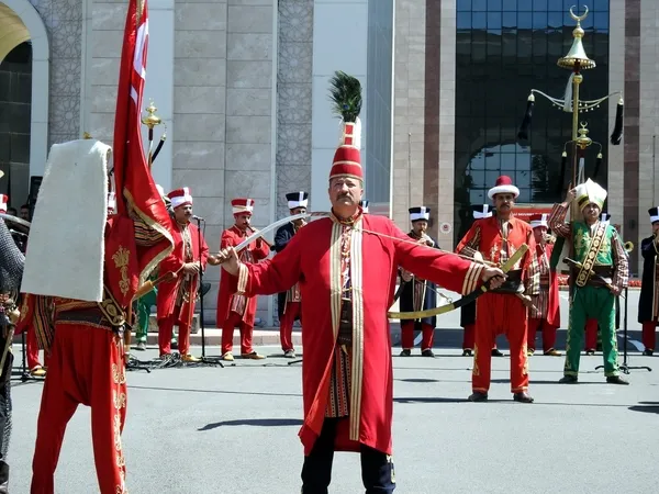 2nci-turk-askeri-tarih-kongresinde-yeniceri-ocagi-ve-yeniceriler-ele-alindi-1781541547259.jpg