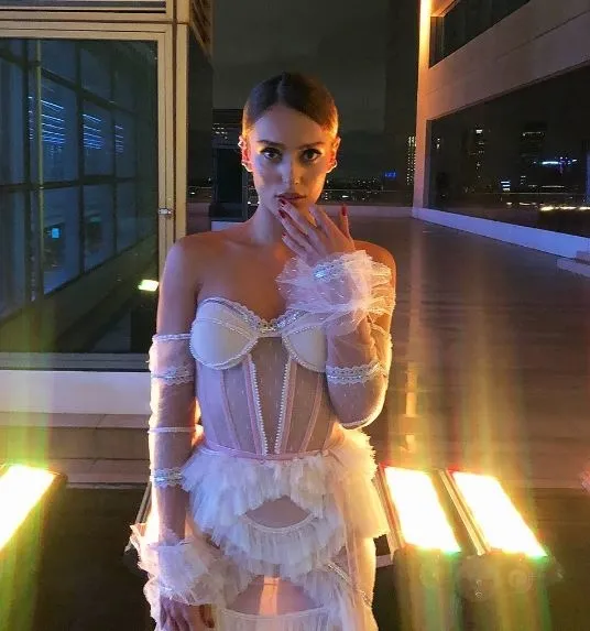 Güzel oyuncu Bestemsu Özdemir yeni bir aşka yelken açtı Güzel oyuncu Bestemsu Özdemir yeni bir aşka yelken açtı