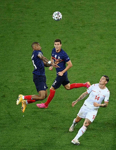 euro-2020de-fransa-isvicre-maci-basladi-macta-ilk-gol-geldi-canli-1624908669662.jpg