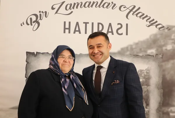 alanya-belediye-baskani-yucel-kadinlarimiz-en-degerli-varligimizdir-1709844784077.jpg