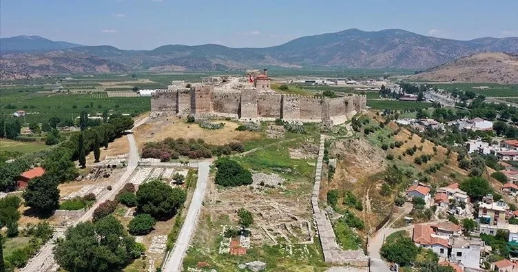 İzmir’deki kazılarda bulundu! 12. yüzyıldan kalma