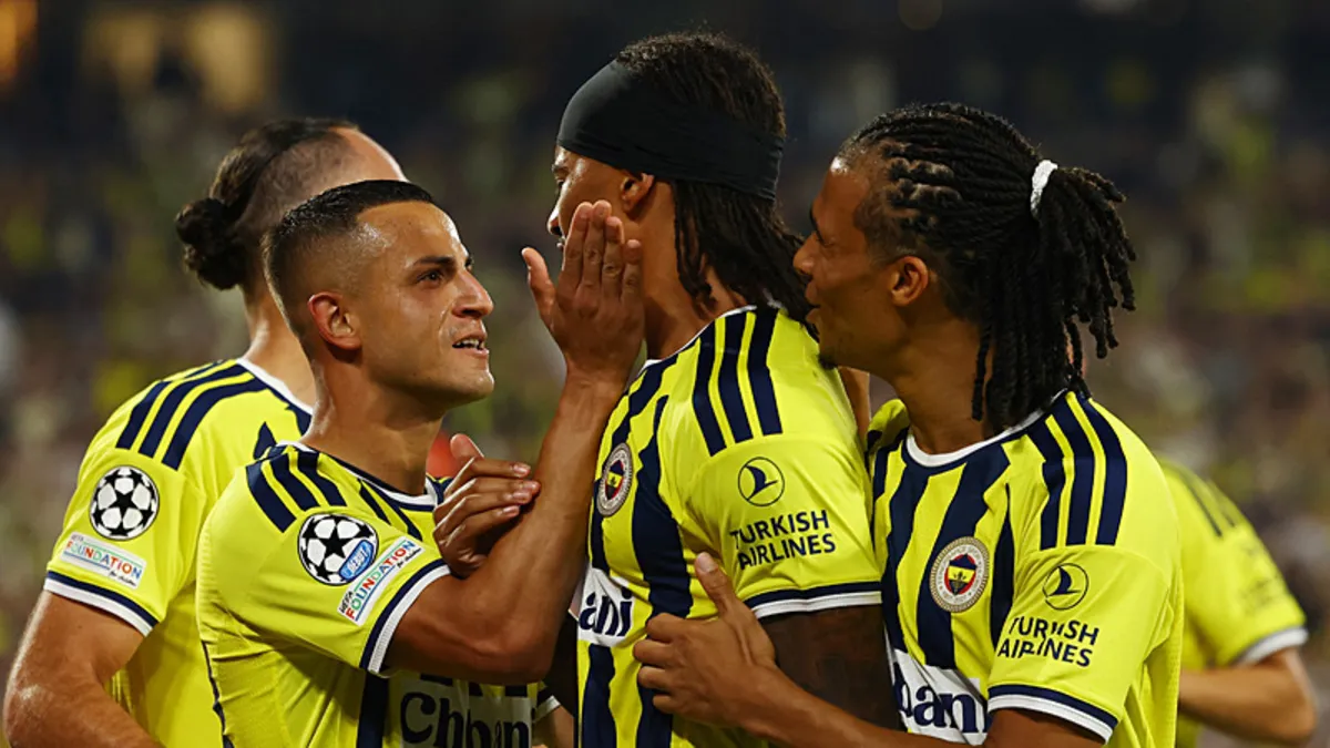 Fenerbahçe'nin Kadıköy'de İtalyanlara Karşı Yenilmezlik Serisi Devam Ediyor