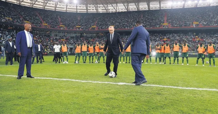 Türk imzalı stada görkemli açılış