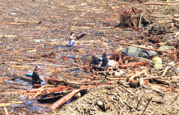 Sel felaketinde eşi kaybolan Zeynep Akar’a ev kiralandı eşya ile döşendi!