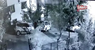 İstanbul’da kundakçı üvey kardeş dehşeti kamerada: Kardeşinin evini benzin döküp yaktı | Video