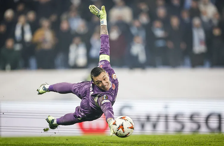 Son dakika haberleri: Galatasaray’da yeni Muslera Almanya’da bulundu! Manchester City de istemişti...