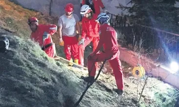 Mahsur kalan 9 yavru köpek kurtarıldı