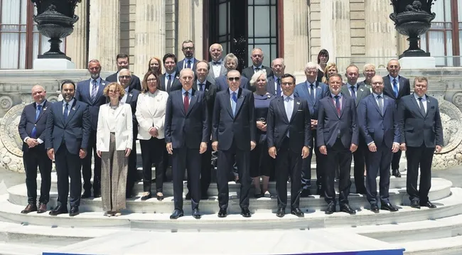 turkiye-gucunu-baris-icin-kullaniyor-1782768037367.jpeg