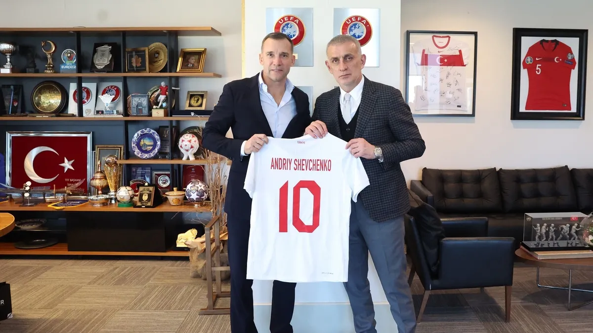 Andriy Shevchenko, Hacıosmanoğlu'nu ziyaret etti Andriy Shevchenko, Hacıosmanoğlu'nu ziyaret etti