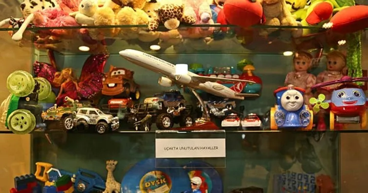 Antalya’da uçakta unutulan oyuncaklar müzede