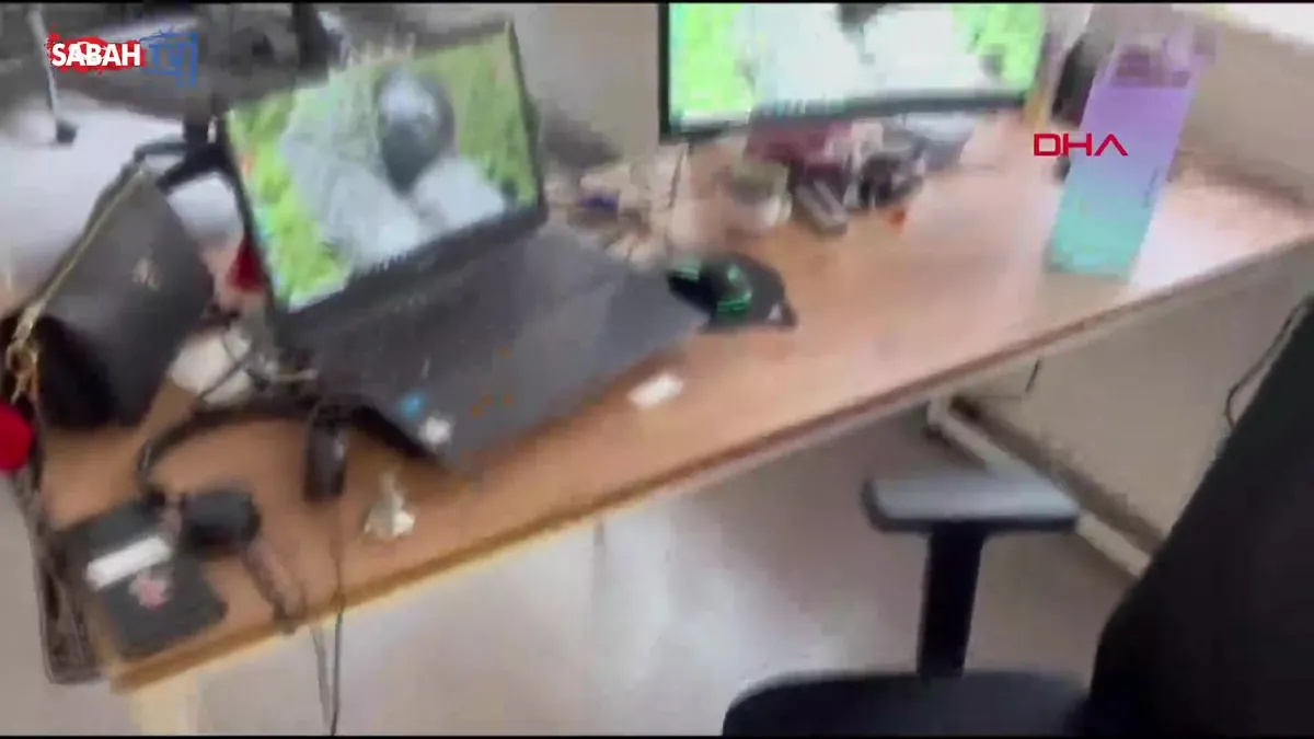 Forex dolandırıcılarına çağrı merkezinde operasyon; Delilleri camdan attılar! | Video videosunu izle Forex dolandırıcılarına çağrı merkezinde operasyon; Delilleri camdan attılar! | Video videosunu izle