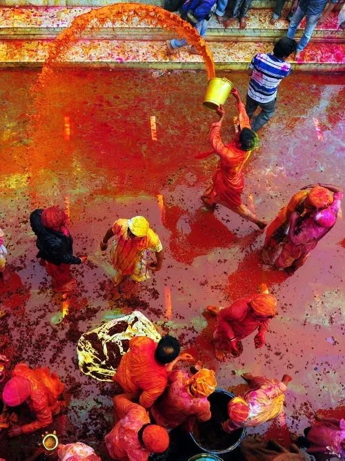 Dünyanın en renkli festivali; Holi