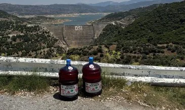 Aydın'da orman yangınlarına karşı yol kenarlarına 1000 damacana su yerleştirildi #aydin