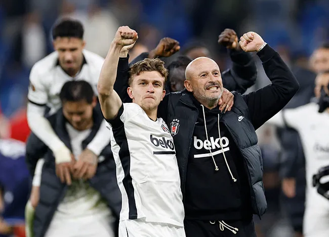 canli-besiktas-crystal-palace-uefa-avrupa-ligi-maci-ilk-11ler-belli-oldu-1792681674902.jpg