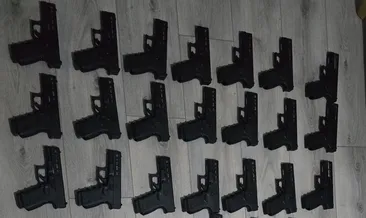 Suç örgütlerine silah satışı yapıyordu: Satamadan yakaladılar