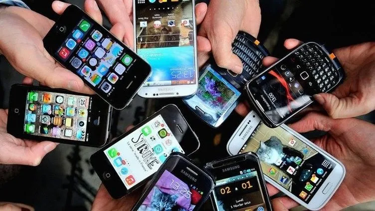 Akıllı telefonlar bizleri aptallaştırıyor mu?