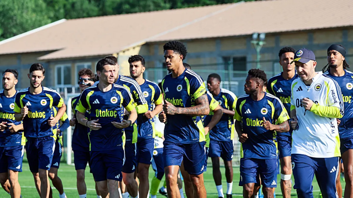 Fenerbahçe’de kriz sona erdi! Yıldız futbolcu Avusturya’ya gidiyor...