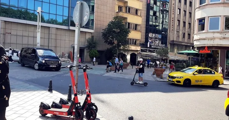 Kural tanımayan Scooterler trafikte tehlike saçıyor