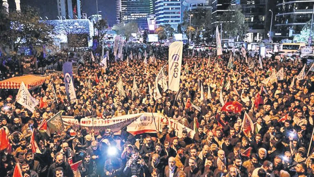 İstanbul’da katil İsrail’e lanet