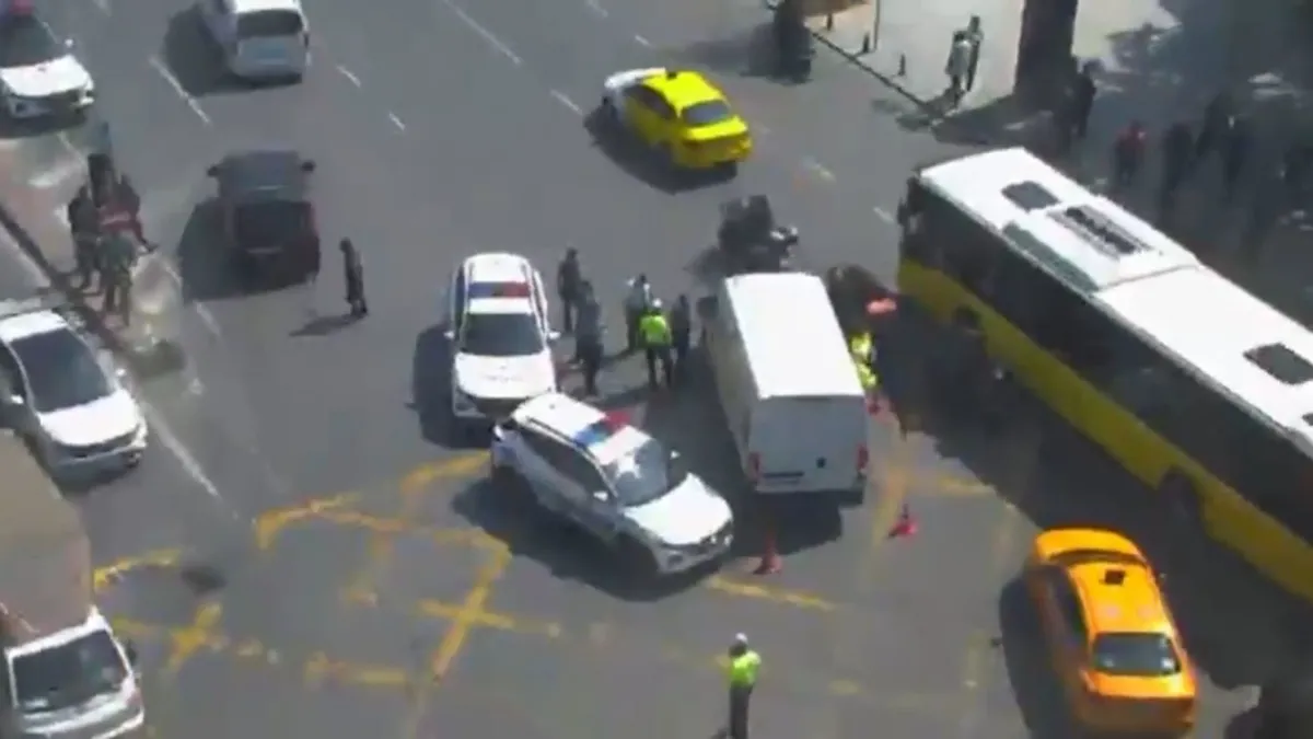 Dolmabahçe’de kadın polise araç çarptı: Durumu ağır… Dolmabahçe’de kadın polise araç çarptı: Durumu ağır…