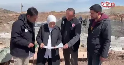 AK Parti Malatya Milletvekili Öznur Çalık, deprem konutlarının yapıldığı alanda incelemede bulundu | Video