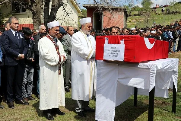 Bitlis şehidi son yolculuğuna uğurlandı!