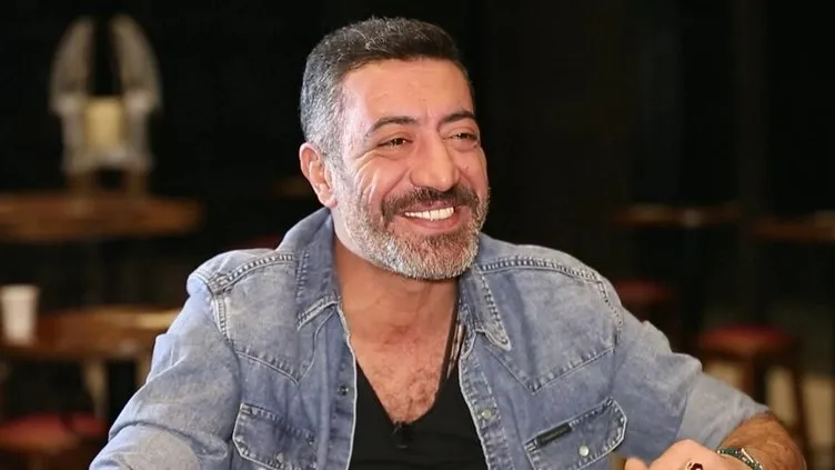’Telefonun başında’ bekleyen adamdan müjdeli haber! Müzmin bekar Hakan Altun yıllar sonra aşkı buldu!