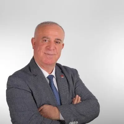 nepotizm-ruzgari-kartal-belediyesini-sardi-ahbap-cavus-iliskisinin-sonu-gelmiyor-1761293162584.jpg