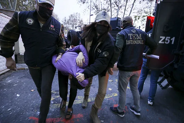 son-dakika-iste-istiklal-caddesi-bombacisi-ahlam-albashirin-ifadesinin-detaylari-1668682364142.jpg Son dakika: İşte İstiklal Caddesi bombacısı Ahlam Albashir’in ifadesinin detayları